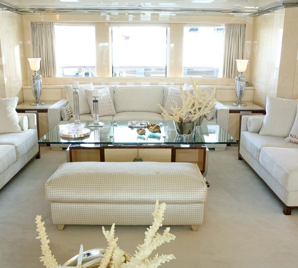 The 60m Yacht SUNDAY