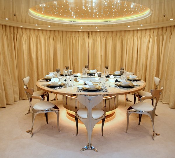 The 60m Yacht SUNDAY