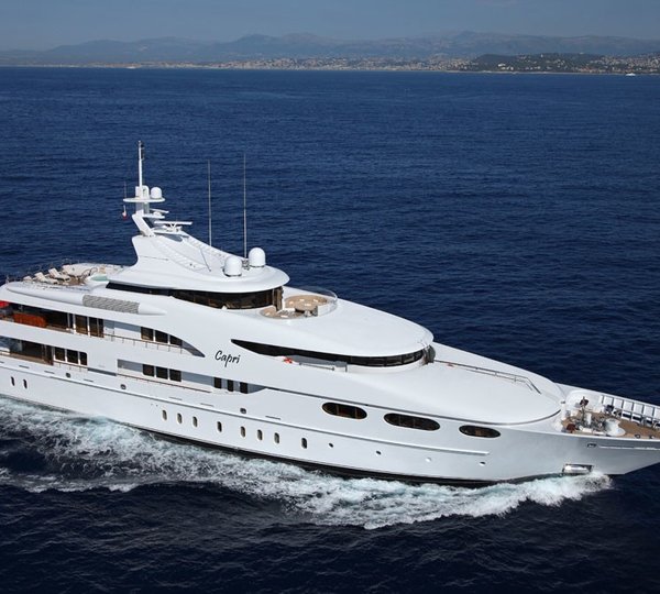 Cruising On Board Yacht CAPRI