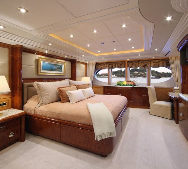 Main Master Cabin Aboard Yacht CAPRI