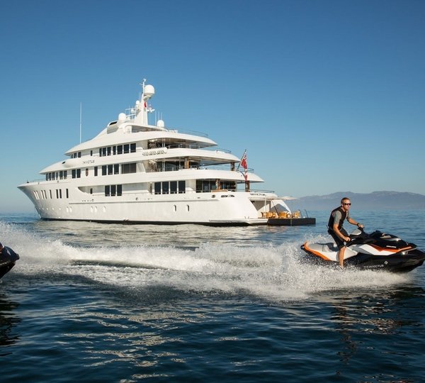 The 66m Yacht INVICTUS