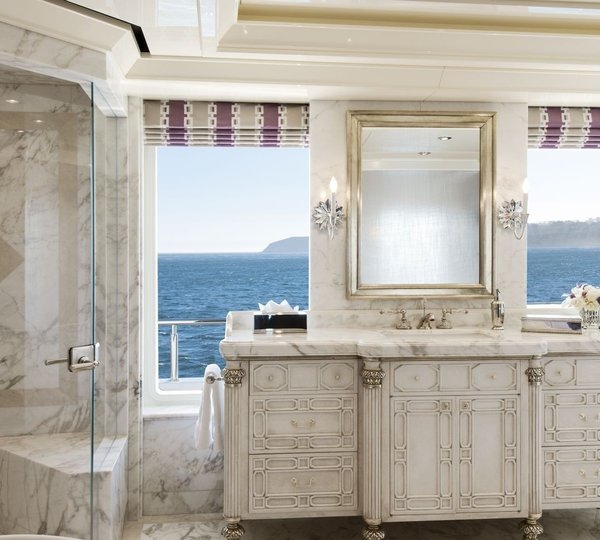 The 66m Yacht INVICTUS