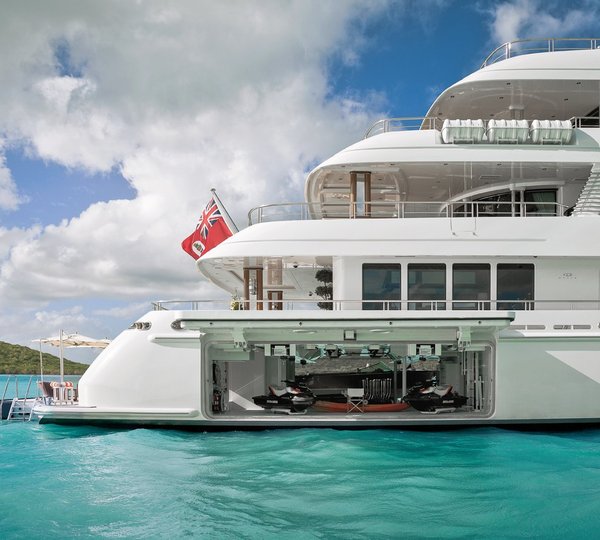 The 66m Yacht INVICTUS