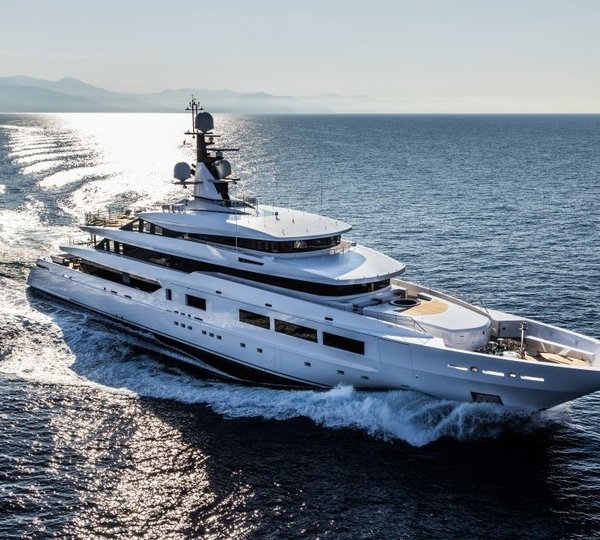 The 69m Yacht SUERTE
