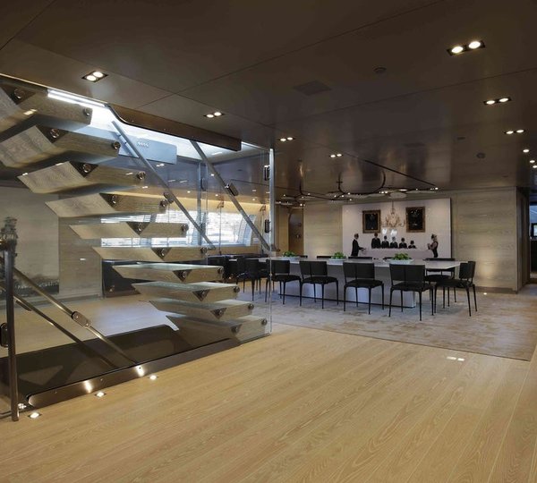 The 70m Yacht SYBARIS