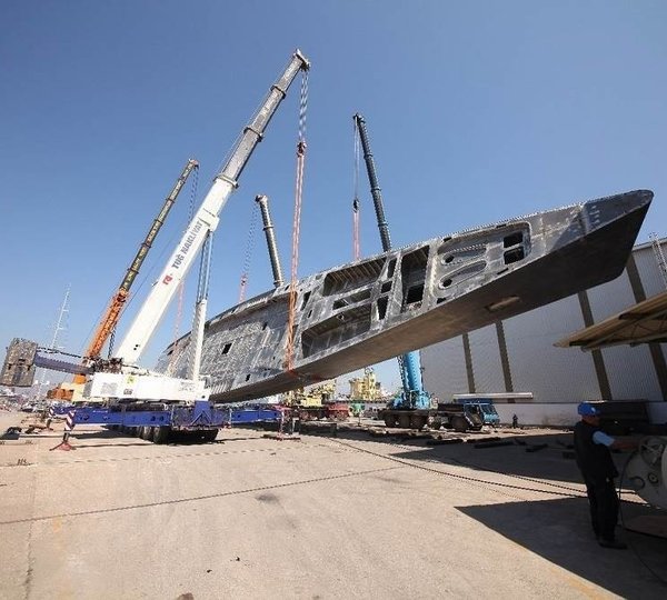 The 70m Yacht SYBARIS