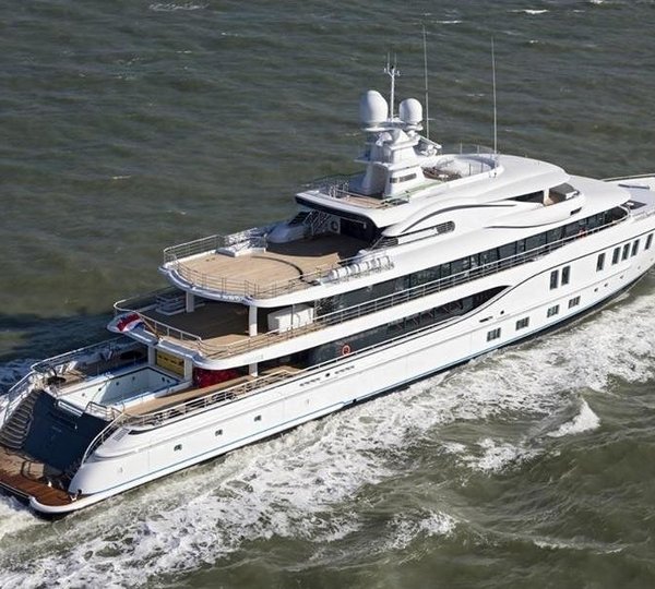 The 74m Yacht PLVS VLTRA