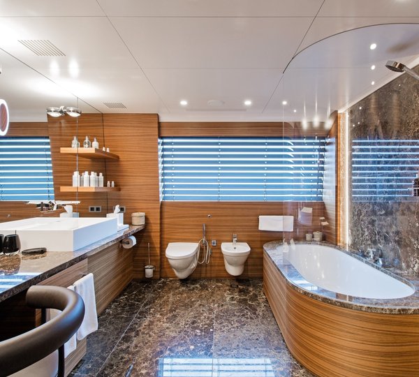 The 77m Yacht SILVER FAST