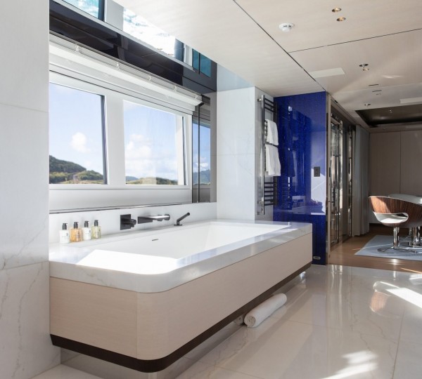 Master Ensuite
