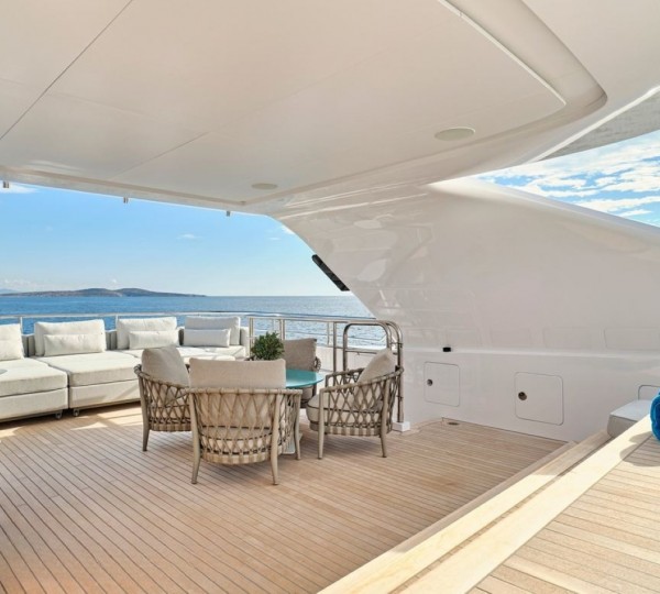 Exterior Relaxation Area