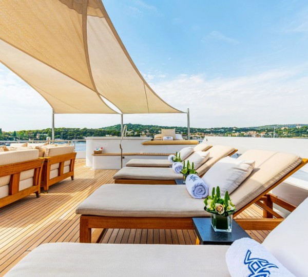 Exterior Relaxation Area