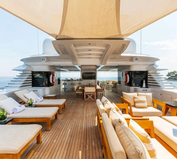 Exterior Relaxation Area