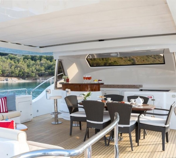 Exterior Dining Area