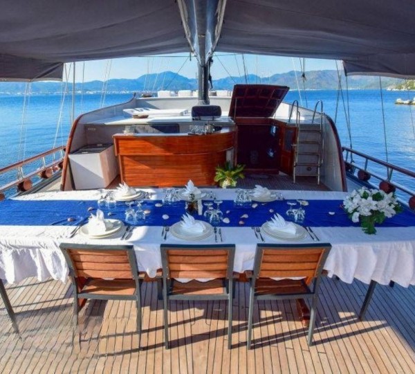 Exterior Dining Area