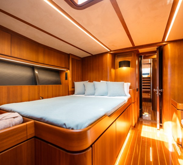 Double Cabin