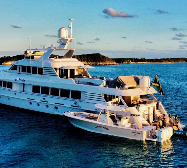 Luxury yacht LONE STAR