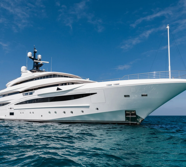 Superyacht STARBURST IV