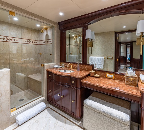 Master ensuite