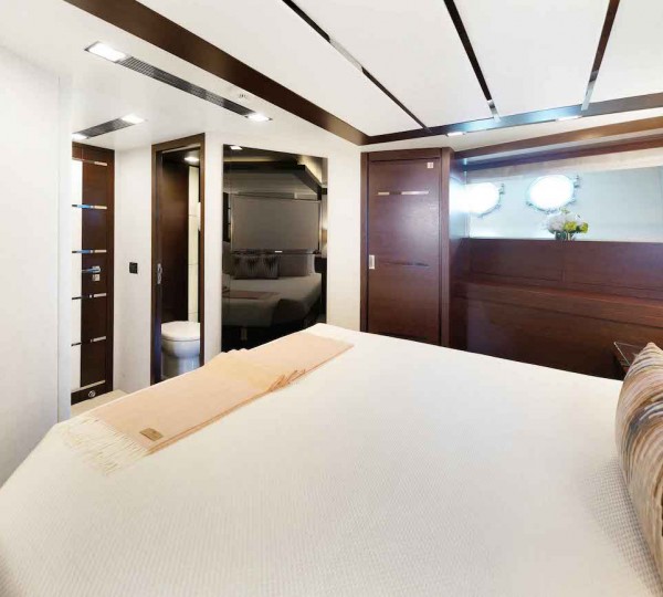 Forward Queen Stateroom