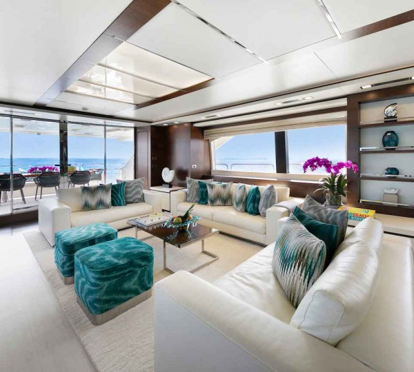  Main Salon Looking Aft