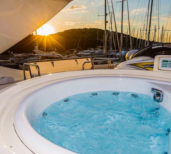 Jacuzzi On Sun Deck