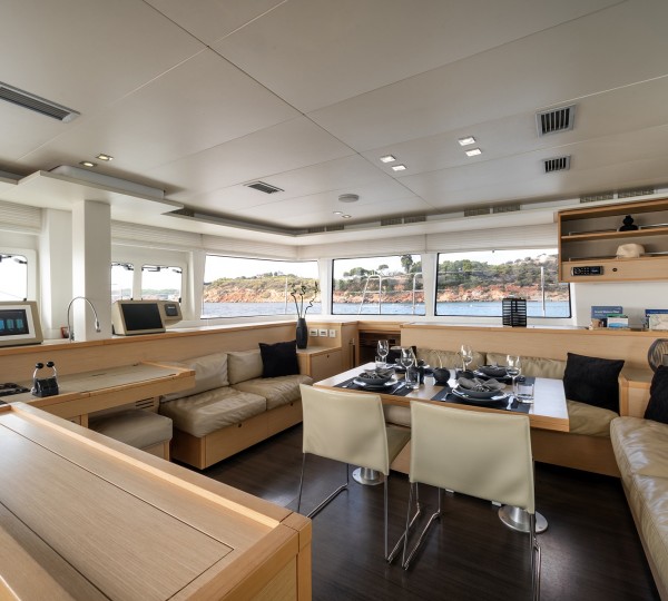 Main Salon And Dining