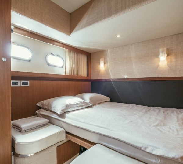 Double cabin
