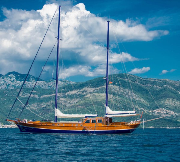 Profile Of The Yacht