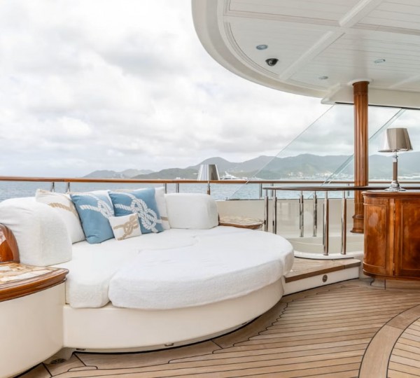 Bridge Deck Aft Seating