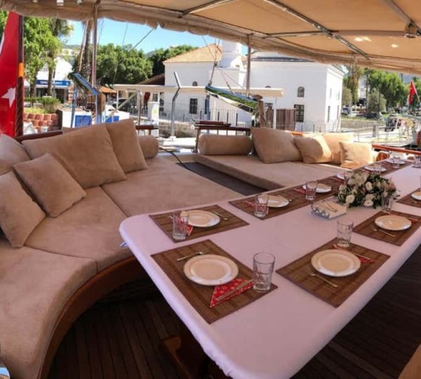 Exterior Dining Area