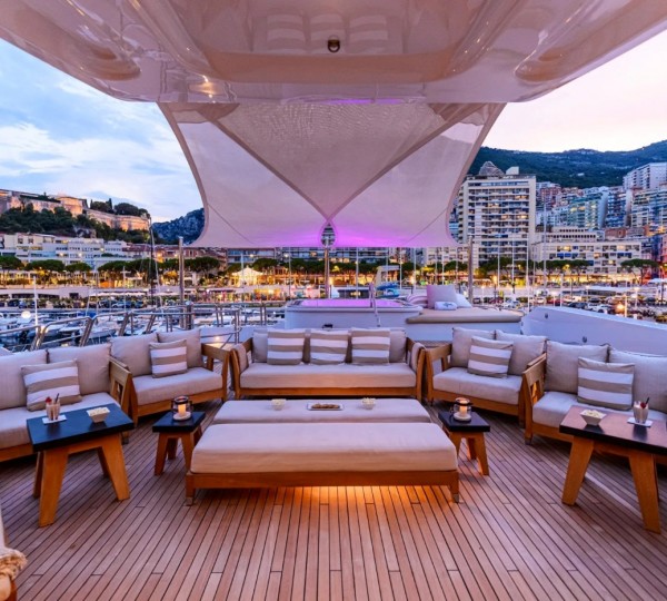 Exterior Relaxation Area