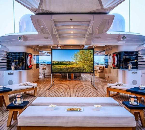 Exterior Relaxation Area