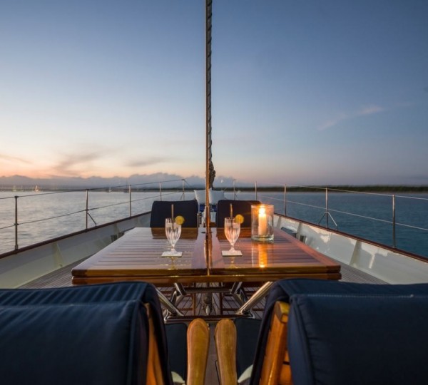 Exterior Relaxation Area With Dining