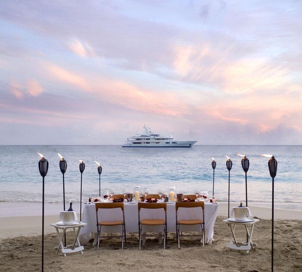 Exterior Beach Dinner
