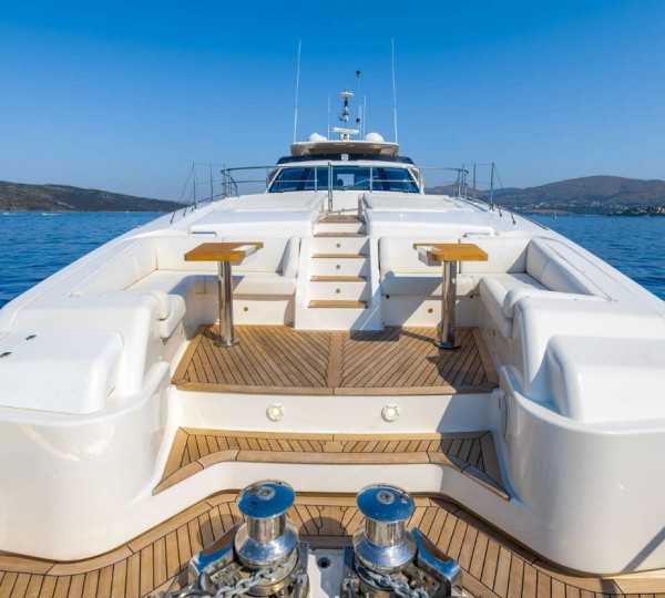 Foredeck Relaxation Area