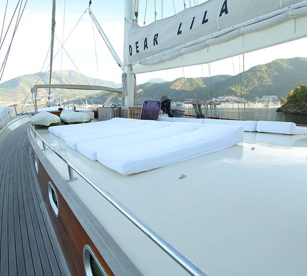 Sunpads on cabin housing