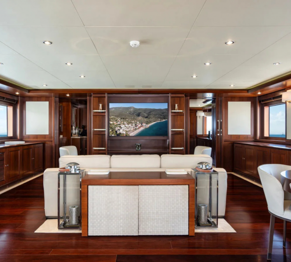 Interior Entertainment Area