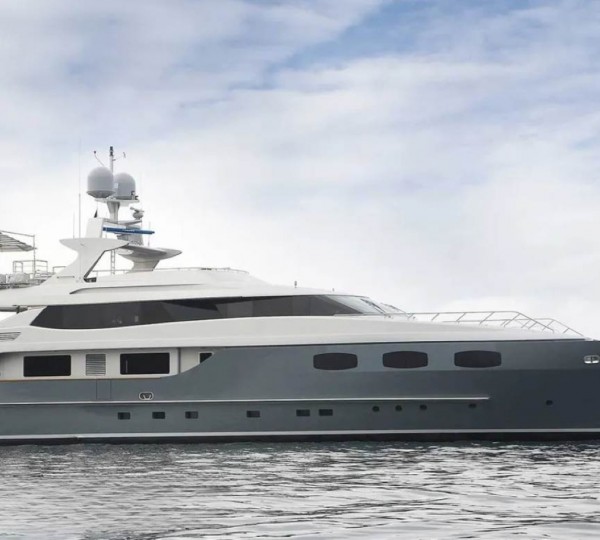 Luxury Superyacht ANNAMIA