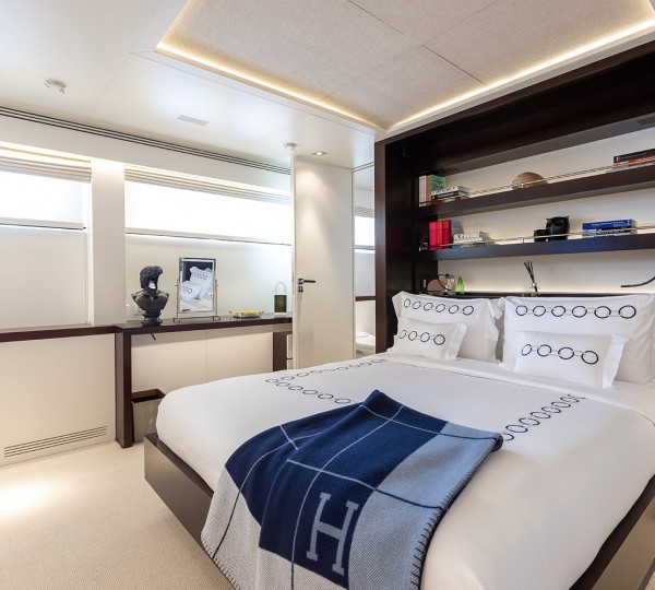 MRS L Interior - Cabin