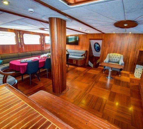 Main Salon With Dining