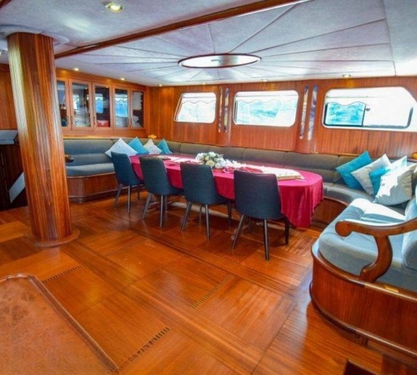 Main Salon With Dining