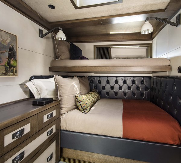 SY PINK GIN VI - Double Cabin With Pullman Berth