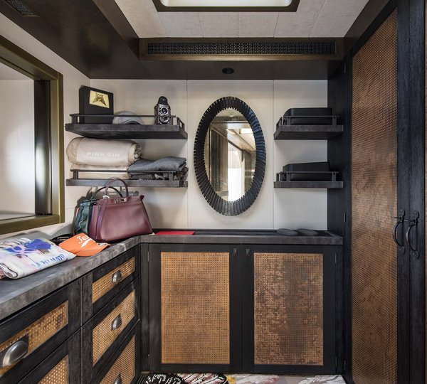 SY PINK GIN VI - Skylit Wardrobe