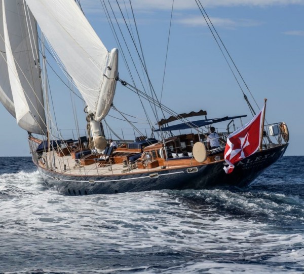 Superyacht ALEXA OF LONDON