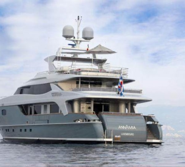 Superyacht ANNAMIA