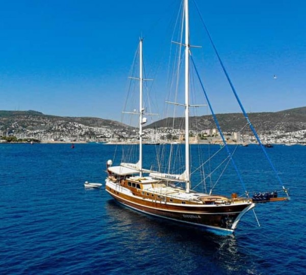 Superyacht Enderim A