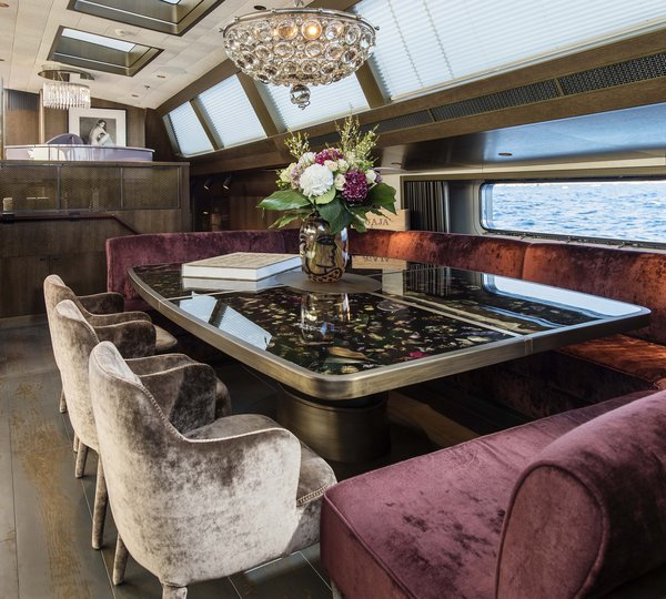 Superyacht PINK GIN VI - Lounge And Dining Area In The Lower Salon