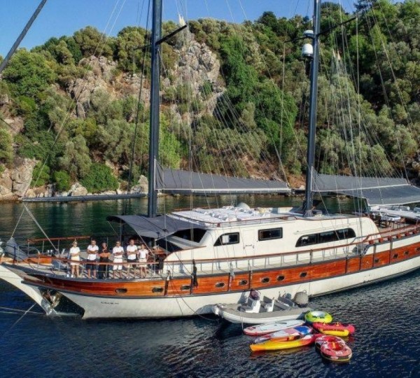 Superyacht UGUR