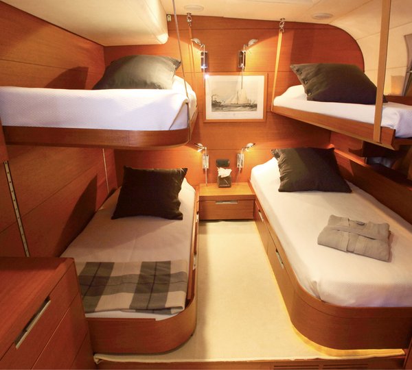 Yacht ATTIMO By CMN - Bunks