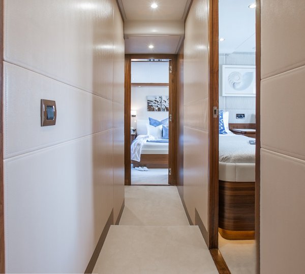 Yacht FIREFLY By Mulder - Accommodation Hall